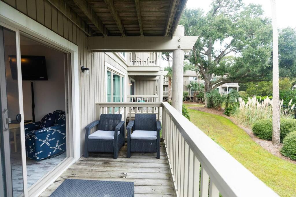 Lagoon Villa 9 - Superb Villa By Pool! Short Walk To Beach Isle of Palms Exterior photo